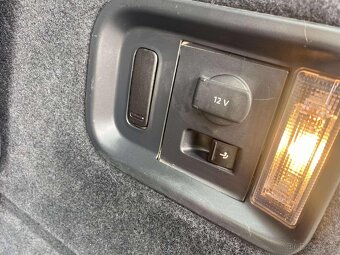 Volkswagen Sharan 1.4 TSI 110kw DSG 05/2018 7 míst - 16