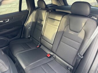Volvo V60 T4 140kW, 2020, 1. maj - 16