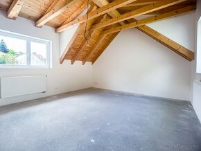 Rodinný dům 140m2_ul. Ve Višnovce _ nevšední bydlení - 16