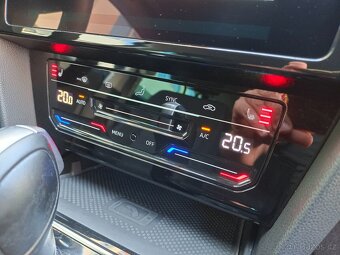 VW Passat B8 Variant 2.0TDI 110kW DSG Matrix Tažné ACC ERGO - 16