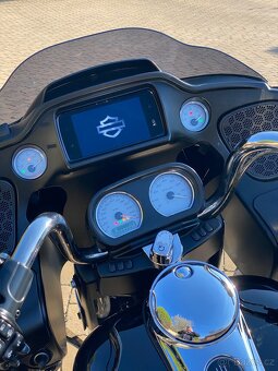 Harley-Davidson Road Glide Special 2019 - 16
