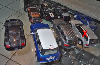 modely aut, jeřábu, WRC - 16