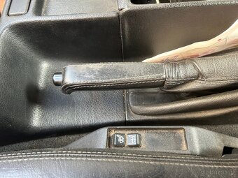 Bmw e34 komplet na dily - 16