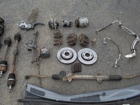 Díly podvozku Hyundai i30 1.4 80kw  r.v. 2011 - 16