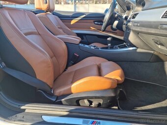 BMW E93 330I LCI 6st Manuál Tovární M Paket - 16
