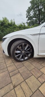 Volkswagen Arteon 2,0 4x4 soukromý inzerent - 16