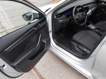 Prodám Škoda OCTAVIA IV COMBI 2.0TDi 110kW 4X4 DSG - 16