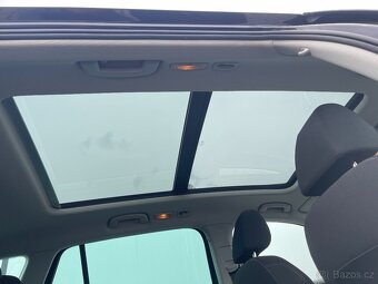 Škoda Superb combi 2.0 TDI / 110 kW DSG Style - 16