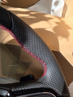 Nový zkosený volant Škoda + PÁDLA DSG - 16