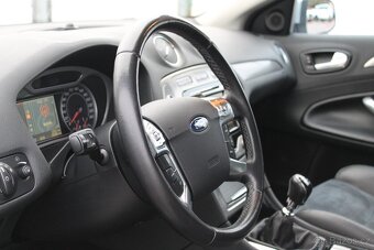 Ford Mondeo 2.2TDCI 129kW TITANIUM + PRAV. SERVIS + 1MAJ - 16