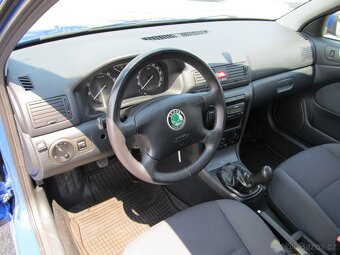 Škoda Octavia 1.6 i combi ČR 1.maj - 16