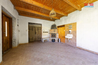 Prodej rodinného 263m² s pozemkem 1250m² v Šumicích - 16