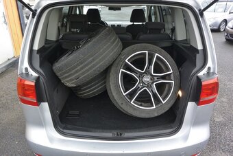 PRODÁM Volkswagen Touran 1.2TSi 77kw 6kv - 16
