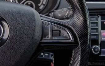 Škoda Octavia Combi 2.0 TDI RS - 16