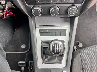 Škoda Octavia 2.0TDI 110KW,WEBASTO,NAVI,TZ - 16