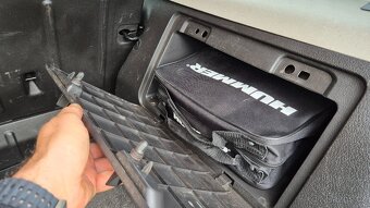 Hummer H3, CZ, r.v. 2008, 3,7i - 16