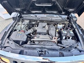 2009 Hummer H3T pickup - 16