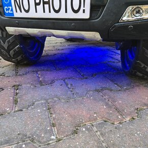 Dětské elektrické autíčko Ford Ranger Wildtrak 4x4 - 16