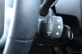 Dacia Duster 1.6i 84kw 1.majitel 21000km navigace kamera Led - 16