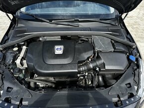 PRODÁNO Volvo V60 2013 R-design 2.0D3 120kw 5ti válec Tažné - 16
