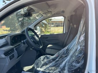 VW T7 Transporter skříň 2.0 TDI dlouhý rozvor, 5 let záruka - 16