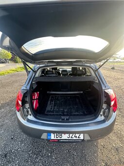Citroën C4 Aircross 1.8 HDi 4x4 | Rok 2015 | Perfektní stav - 16