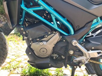 CFMOTO 300NK - 16
