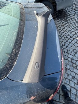 Audi A8 8T Coupe černá stropnice,sloupky,clony - 16