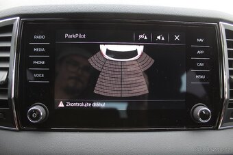 Škoda Karoq 1.5 TSI 110Kw DSG 1.majitel 76550km servis Škoda - 16