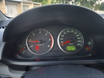 Mazda 2.1,4D.nová STK. 124tis km.bez koroze - 16