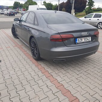 AUDI A8 quatro. 3,0 V6 TDI SPORT - 16