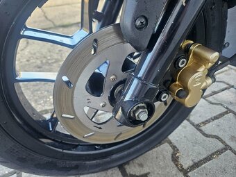 Aprilia SR RST Motard, 125 cm3, r.v. 2014 - 16