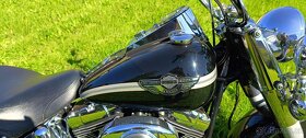 Harley-Davidson Softail Heritage 100th Anniversary - 16