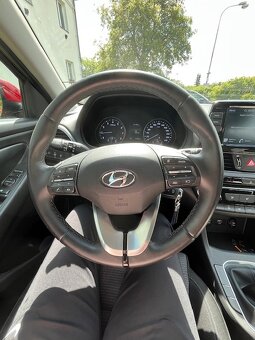 Prodám Hyundai i30 HB 1.5 CVVT, 81 kW, r.v. 2022 - 16