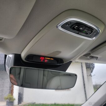 Volvo XC90 - 16