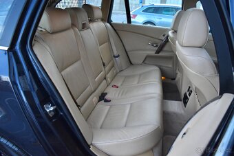 Bmw E61 530d/xDrive/2006/170kW/Automat/Kůže/Panorama/326tkm - 16