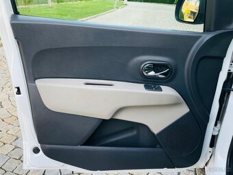 Dacia Lodgy 1.2i BENZÍN 85KW MANUÁL KLIMATIZACE - 16