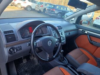 VW TOURAN CROSS 2.0TDI, 6 rychl., ALU, 191.000KM, FACELIFT - 16