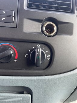 Ford transit 2.2 TDCi 85kw 180tk nájezd - 16