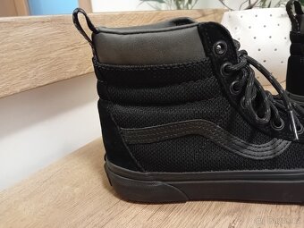 Vans tenisky vel. 38 unisex kožené nové - 16