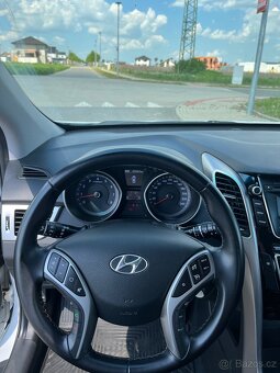 Hyundai I30 combi 1.6 88Kw - 16