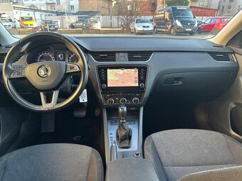 Octavia 3 2.0 TDI 110kw DSG SOLEIL 2019 - 16