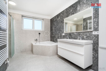 Prodej rodinného domu, 226 m², Jirny, okr. Praha-východ - 16