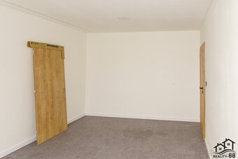 Prodej byty 1+1, 36 m2 - Karviná - Hranice, ev.č. 00035 - 16