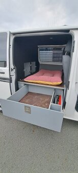 Transportér T5 2.0 TDI 103kw DSG auto pro přepravu psů - 16