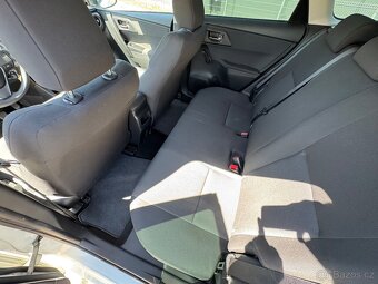 Toyota Auris 1.6 Valvematic 2018 - 16