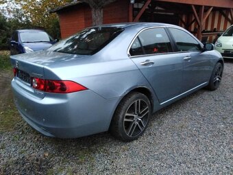 HONDA ACCORD 2,2iCTDi NAFTA 103 KW - 16