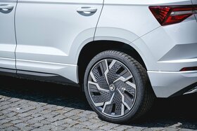 Škoda KAROQ 1,5Tsi Sportline Exclusive DSG 7stupňový - 16