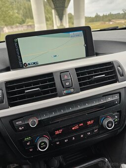 Bmw 330d touring 210 kw Najeto 160 tis km servis BMW - 16