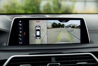BMW Řada 7 M760Li xDrive A/T - 16